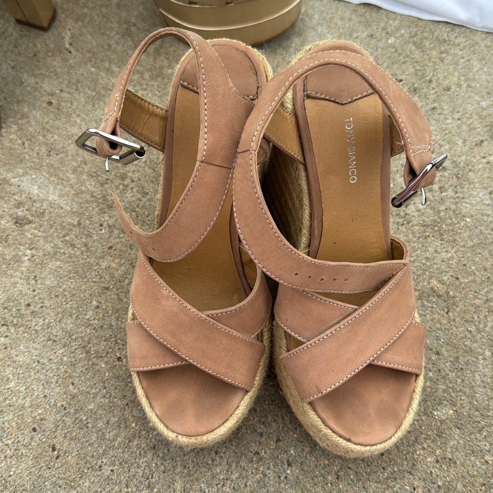 Tan Wedges